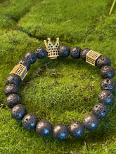 Load image into Gallery viewer, Crowned Servant (Men’s ) Bracelet
