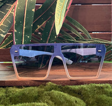 Load image into Gallery viewer, Blue and cream ombré sunglasses